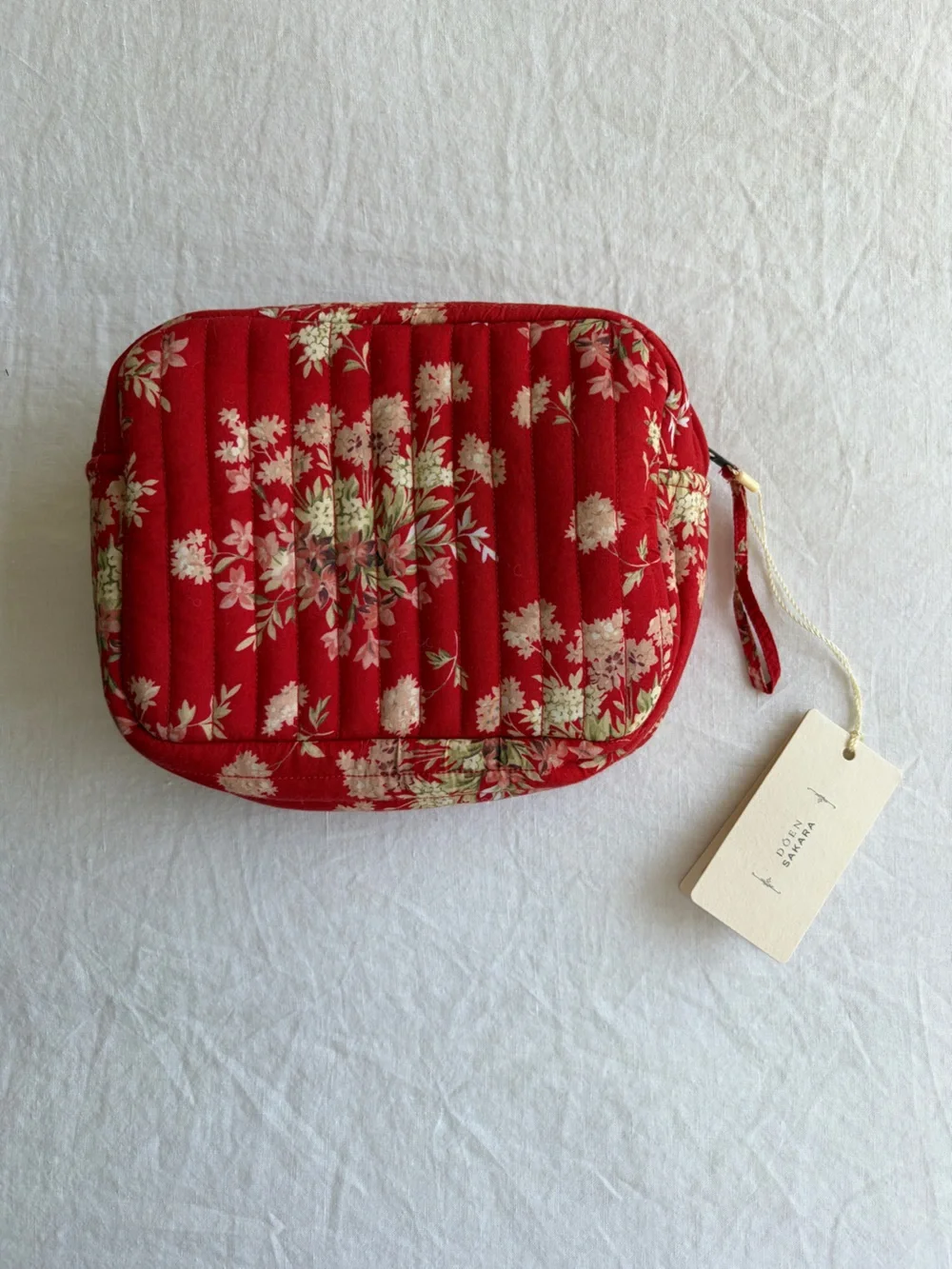 NWT Doen Sakara Quilted Fabric Zip Pouch Bag Lantana Floral Red